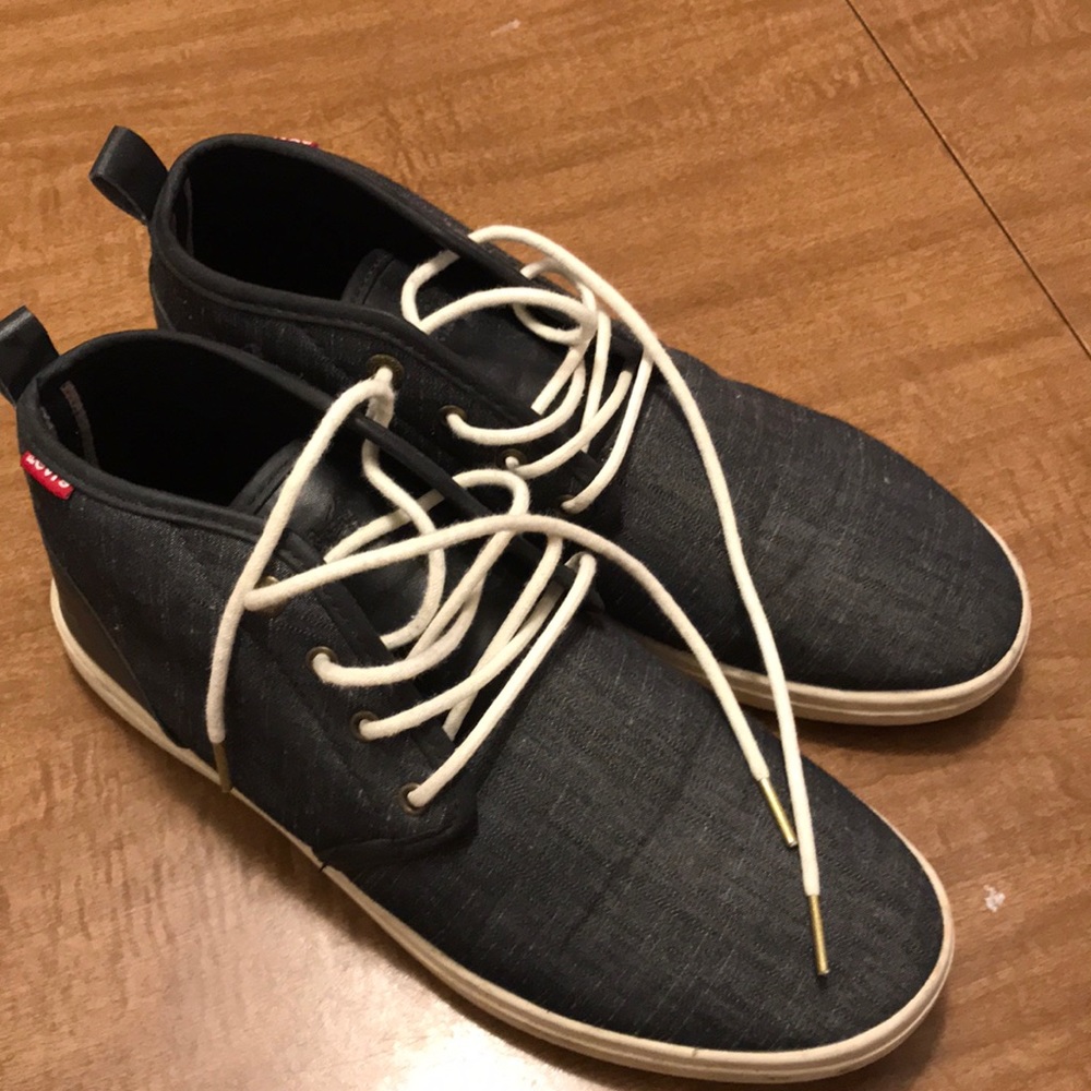 Levi high top navy blue shoes